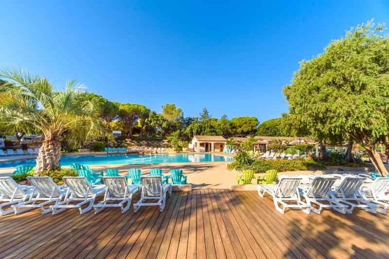 3 bedroom Chalets Camping Leï Suves - JoyCasa