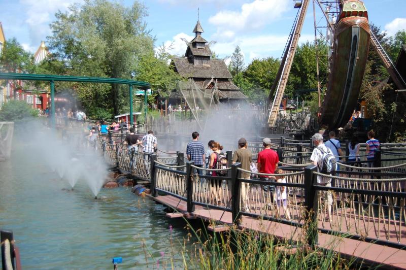 Anne Marie vous accueilles dans son logement familiale pour 6 personnes 3 chambres confortable proche d Europa Park a BOOFZHEIM dans CAMPING 3 Etoiles