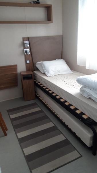 Azur 49