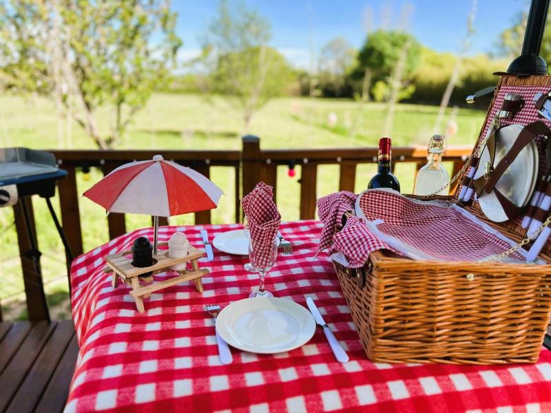 Cabane la Clef des Champs au Mas des Entrages