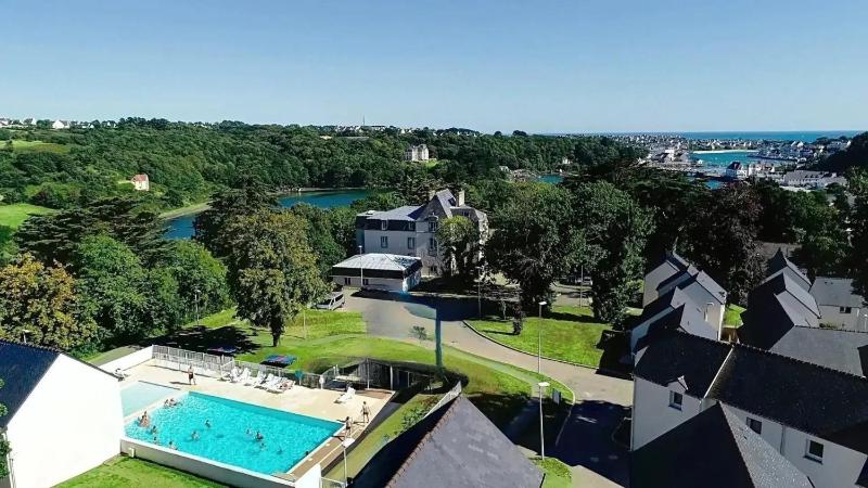 Camping 3 étoiles - Piscine - ccaiibb