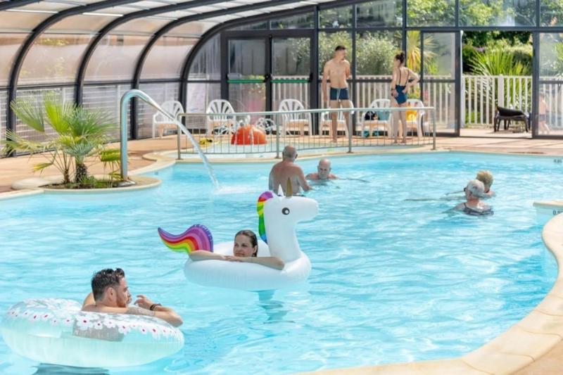 Camping 3 étoiles - Piscine - eec0e0