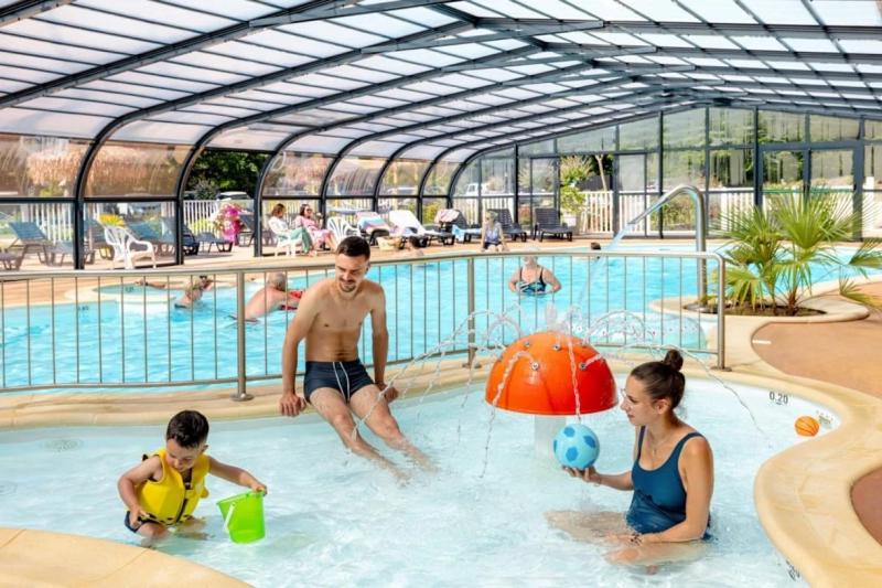 Camping 3 étoiles - Piscine - eec0e0