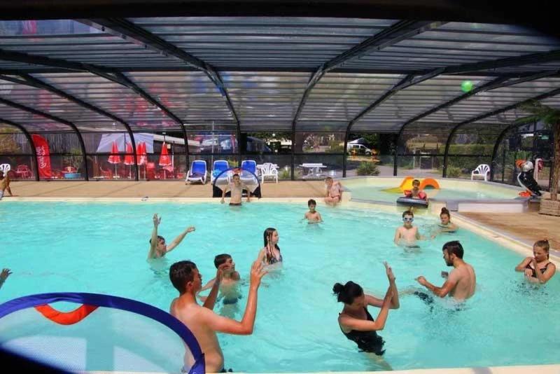 Camping 3 étoiles - Piscine - eeeddg
