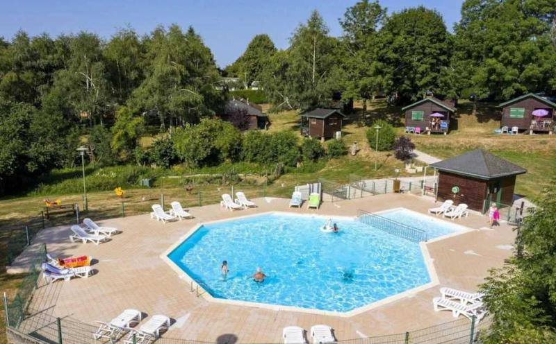 Camping 3 étoiles - Piscine - eeiifb