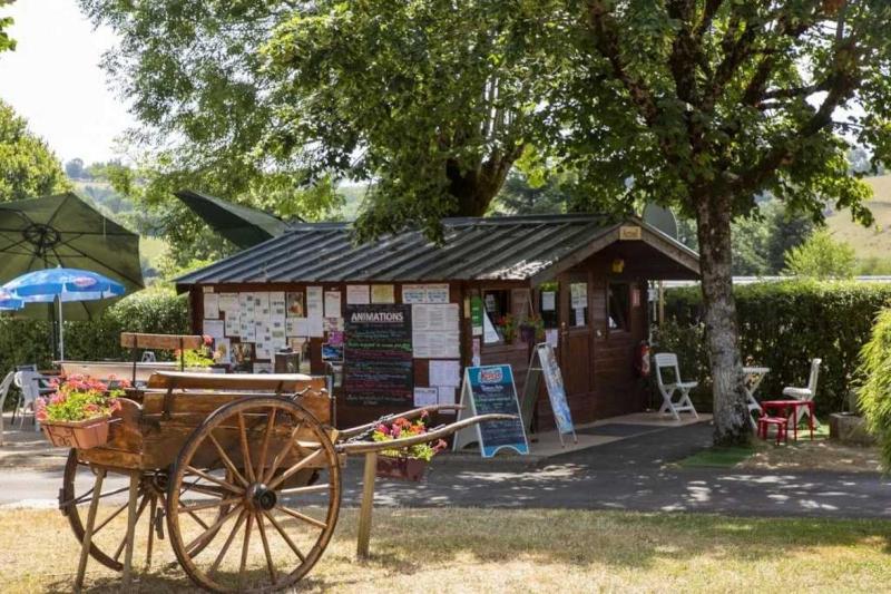 Camping 3 étoiles - Piscine - eeiifb