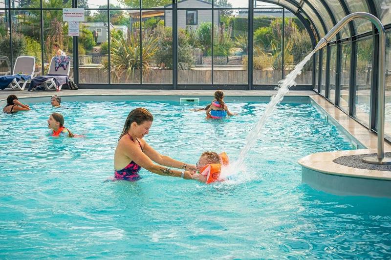 Camping 4 étoiles - Parc aquatique - eeiagg