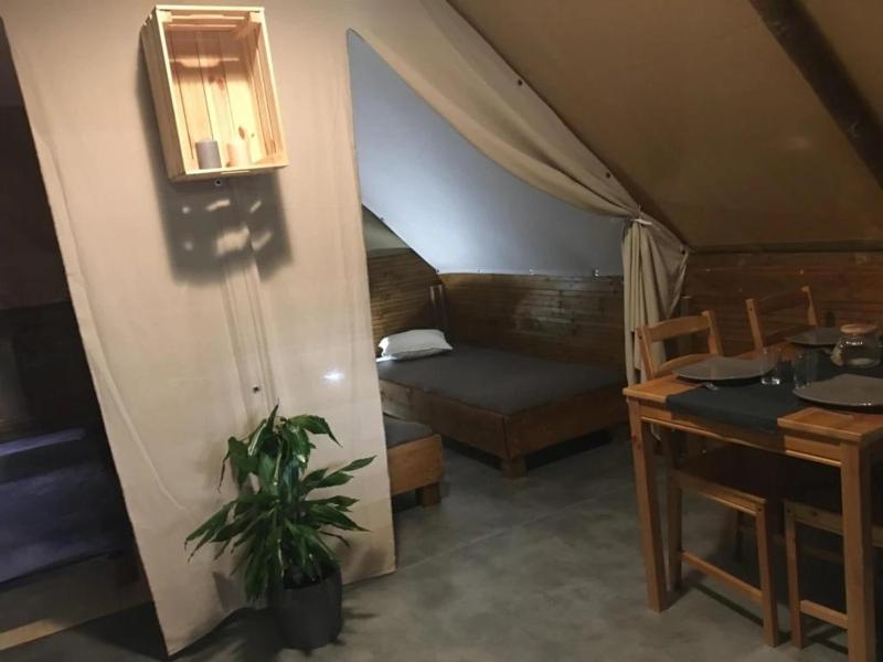 Camping 4 étoiles - Piscine - ccaaeai