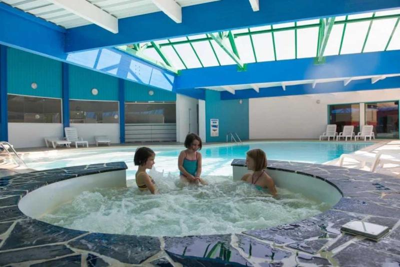 Camping 4 étoiles - Piscine - ccafgbh