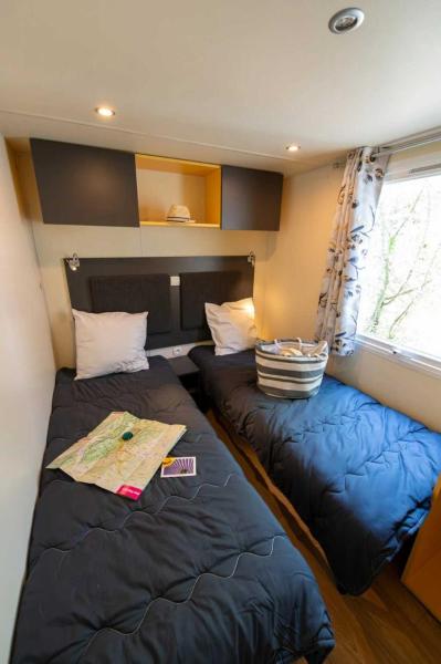 Camping 4 étoiles - Piscine - ccaific