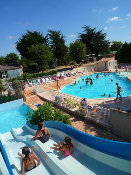 Camping 4 étoiles - Piscine - efci0g