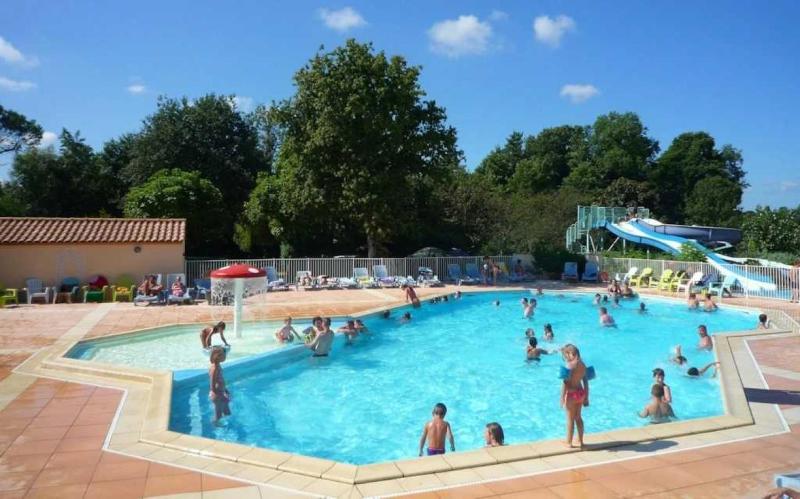 Camping 4 étoiles - Piscine - efci0g