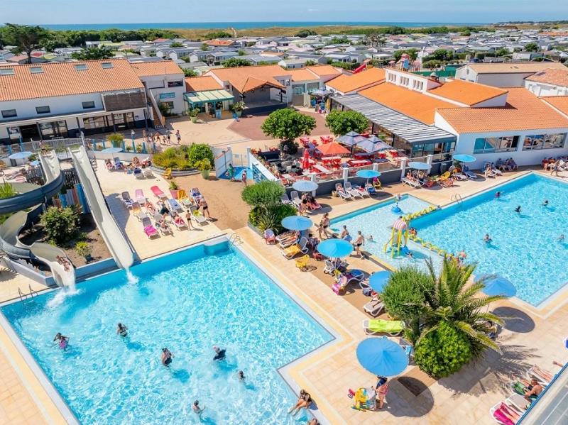 Camping 5 étoiles - Parc aquatique - eeibhf