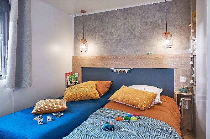 Camping Country Park Crecy La Chapelle - Site Officiel - Next to Disneyland Paris