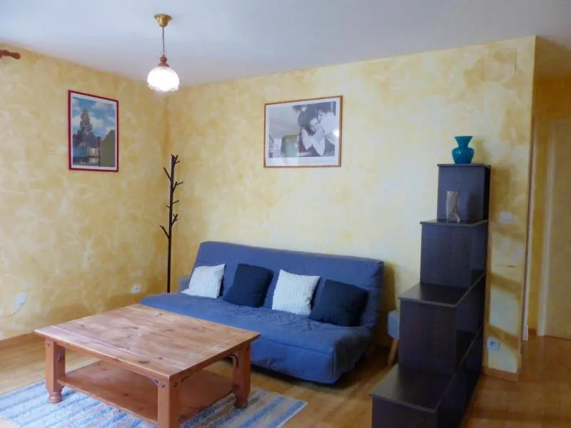 Appartement chaleureux pour randonnées au Pays d'Huriel - FR-1-489-418
