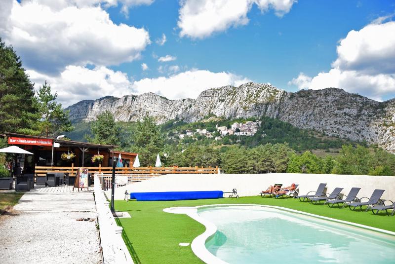 Camping La Pinatelle