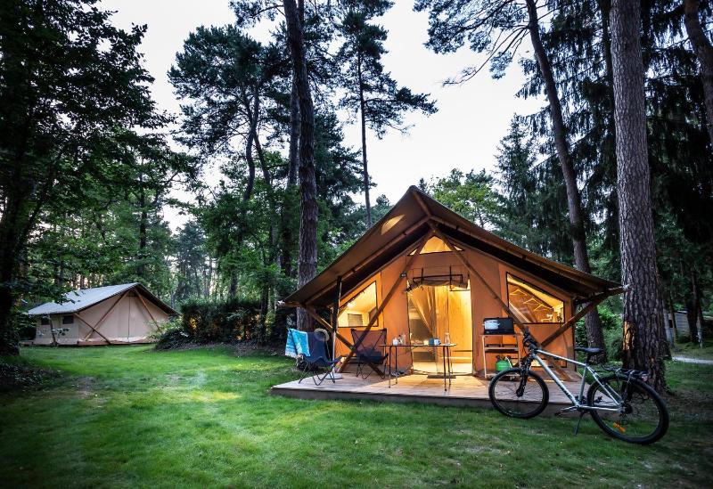 Camping La Pinède