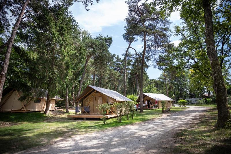 Camping La Pinède