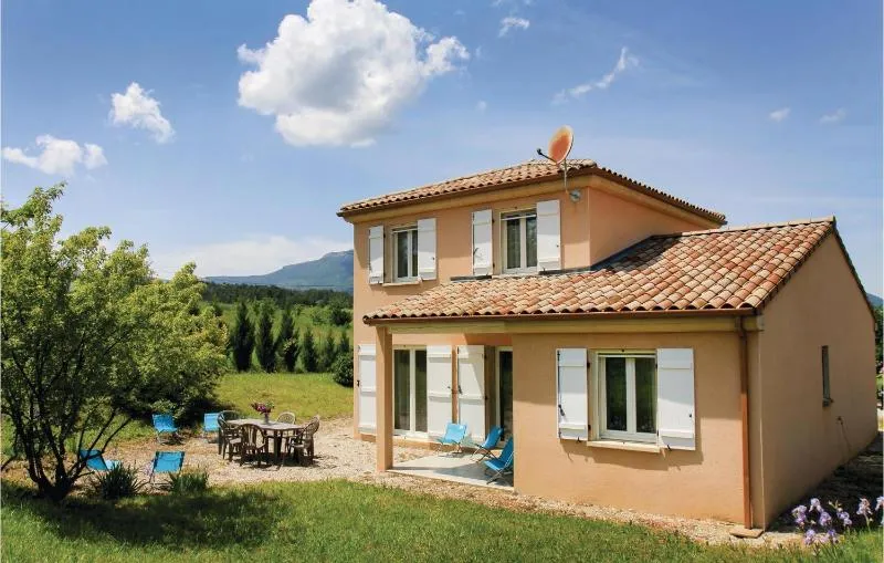4 Bedroom Gorgeous Home In Saint Roman