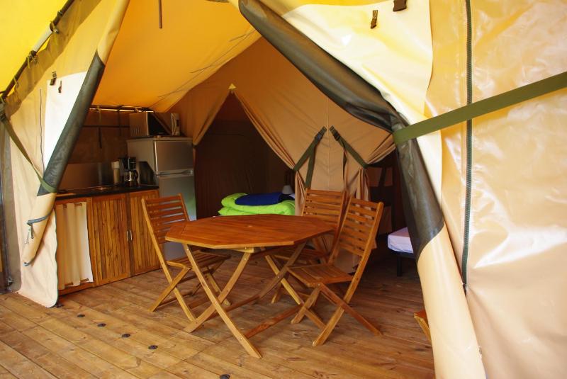 Camping Le Domaine Des Jonquilles
