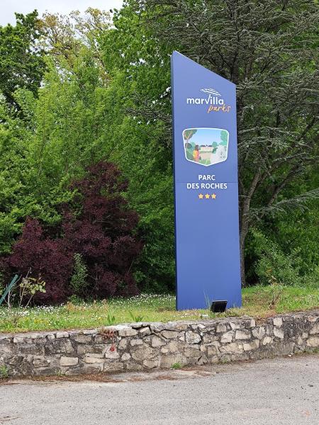 Camping Marvilla Parks -Parc des roches 91530