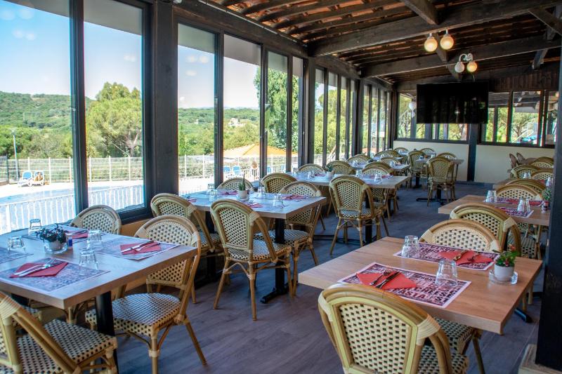 Camping Montana Parc - Gassin Golfe de St Tropez - Maeva