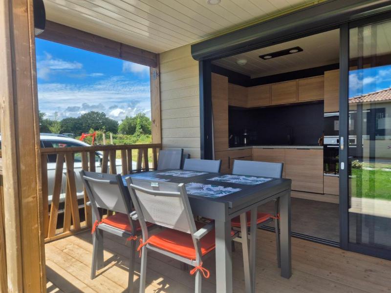 Chalet dans domaine avec piscine
