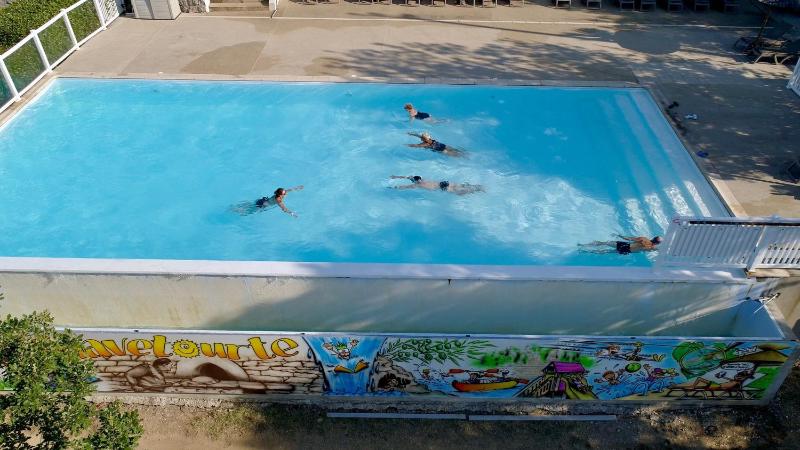 Charmant camping Familiale 3 Etoiles vue 360 plage piscine à débordement empl XXL