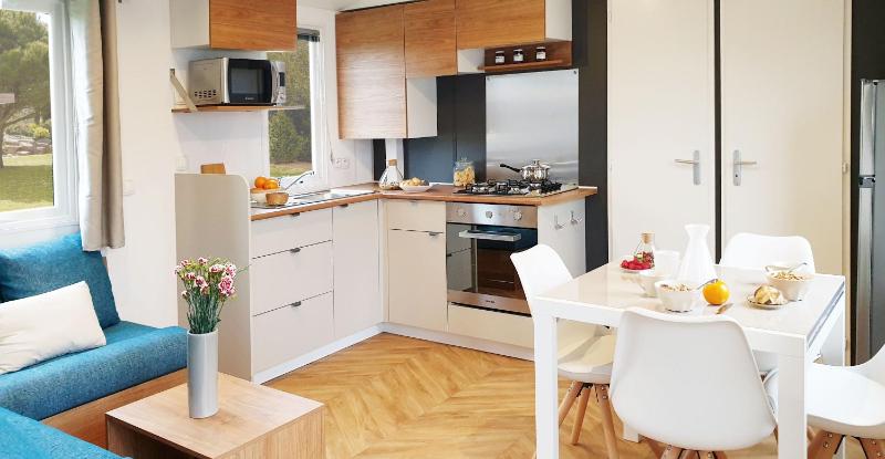 Charmant mobile-home 6 personnes - Camping 4 étoiles