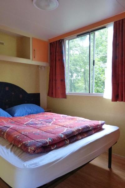 Chateau-camping la Grange Fort, 63500 Les Pradeaux