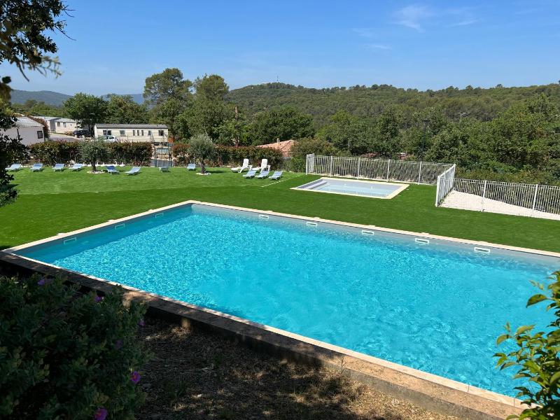 Joli Mobil-Home de Vacances, Ideal pour les familles