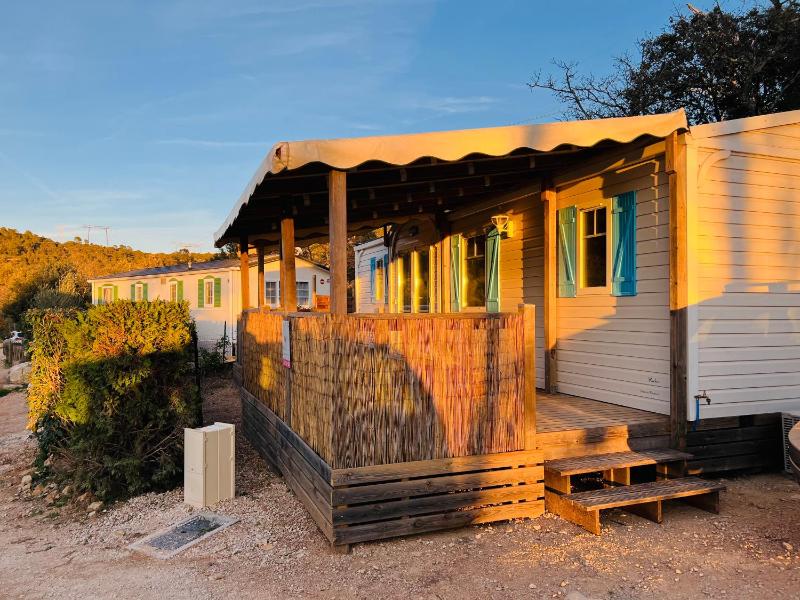 Joli Mobil-Home de Vacances, Ideal pour les familles