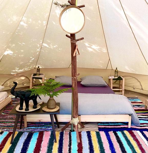 Le Travers Ajoux - Camping Gîte Évènement