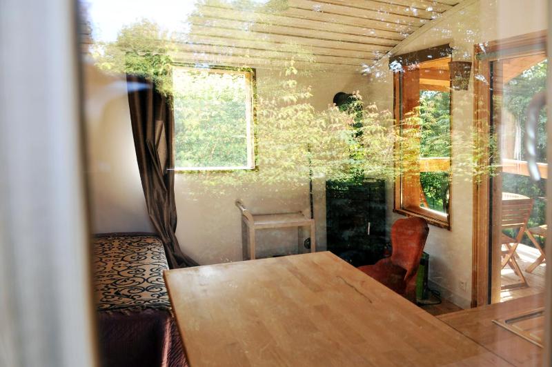 Les cabanes du Val Vert en Berry