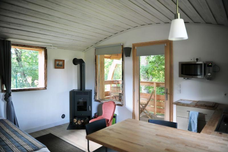 Les cabanes du Val Vert en Berry