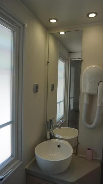 Luxe chalet voor 5 personen op Camping Leï Suves - JoyCasa