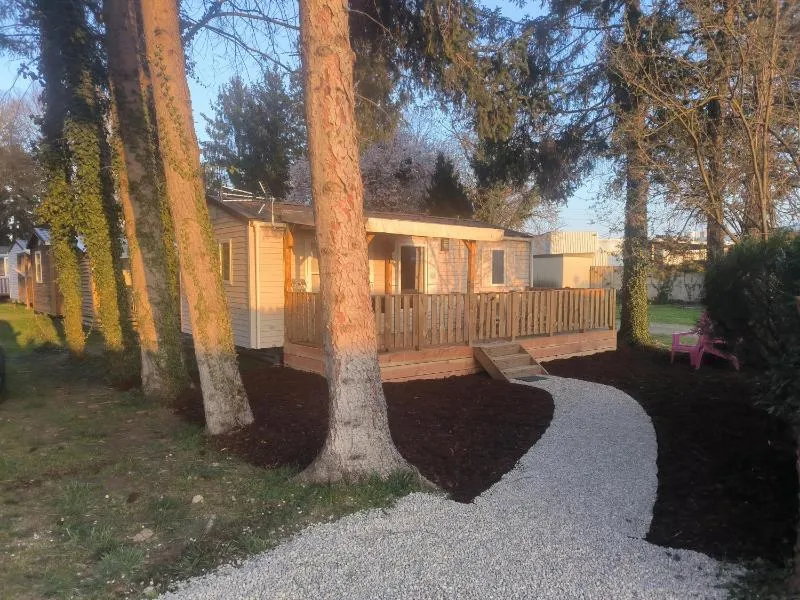 Mobil-home xl 4 personnes avec télé