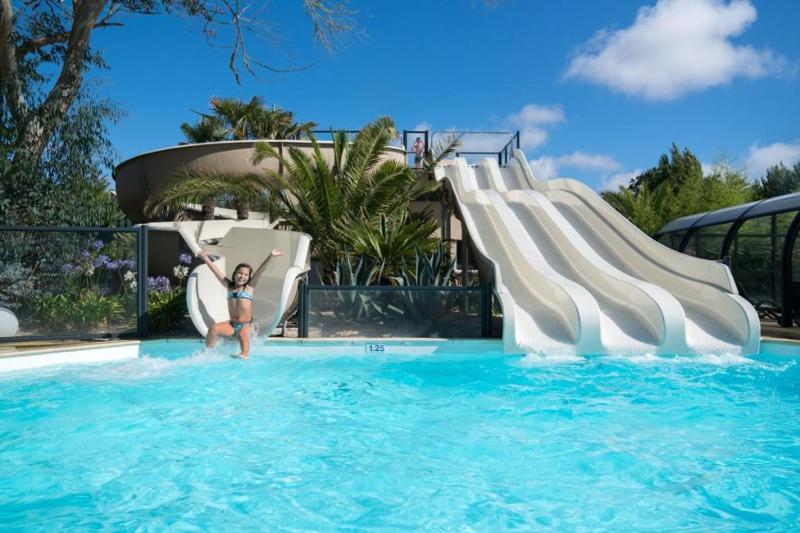 Mobi tout confort XL,camping la pommeraie, piscine et océan, concarneau et pont aven