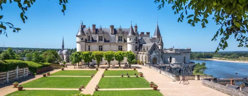 Mobil-Home 4 étoiles avec piscine proche de Blois