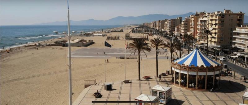 Mobil-home 5 personnes dans camping Mar Estang 4 étoiles avec accès à la plage