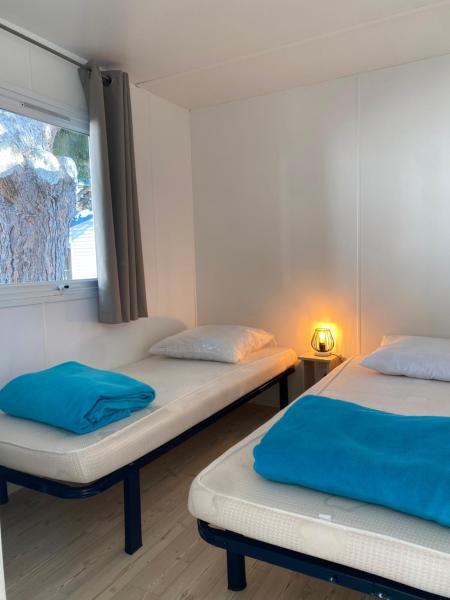 Mobil-home 5 personnes dans camping Mar Estang 4 étoiles avec accès à la plage
