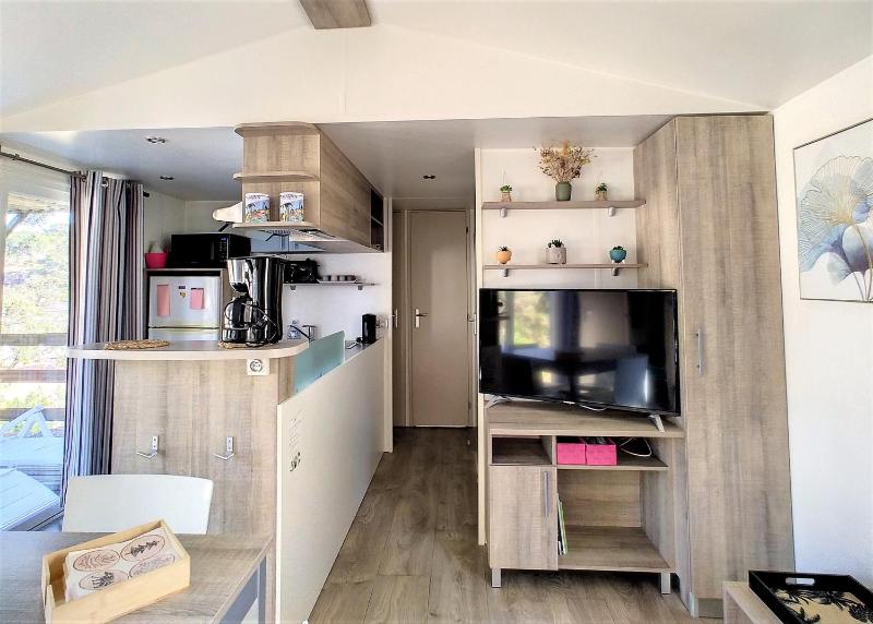 Mobil Home 6/8 Places vue dégagée
