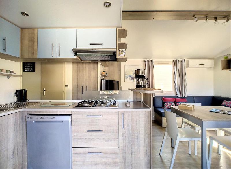 Mobil Home 6/8 Places vue dégagée