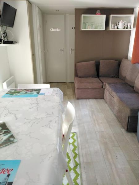 Mobil home 6 à 8pers