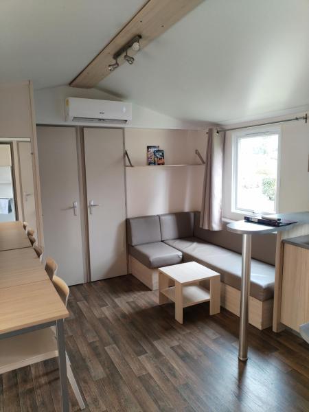 Mobil-Home 6 personnes avec TV et clim N' B025