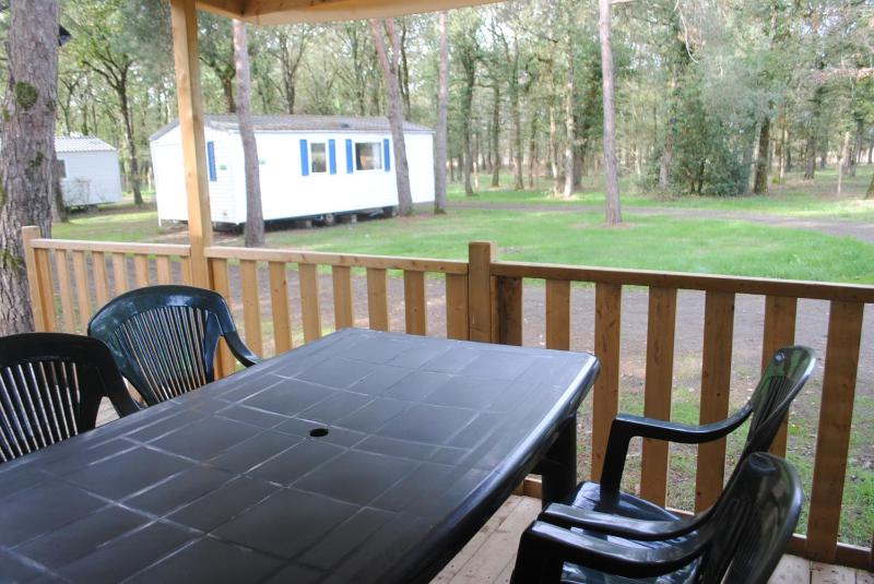 Mobil Home camping 3*** piscine chauffée