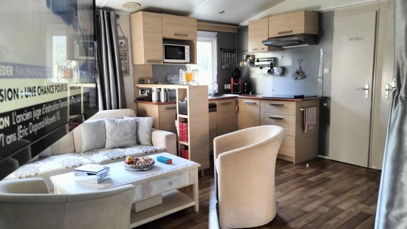 Mobil-home dans Camping L'Oasis 5 étoiles à Puget-sur-Argens