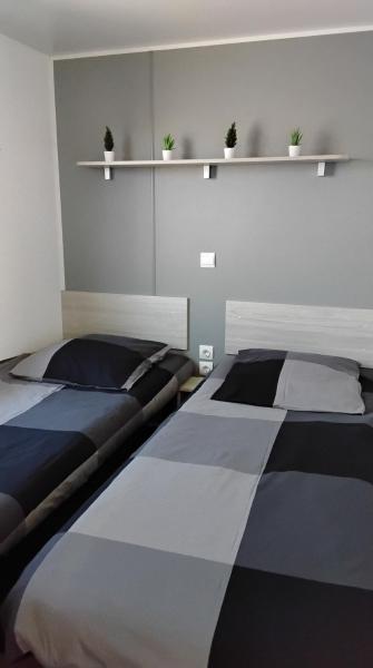 mobil home le castellas Bertrand /stehlin