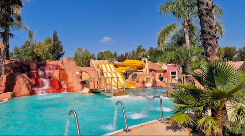 Mobil-home neuf 6 à 8 pers au Camping Les Palmiers, Hyères
