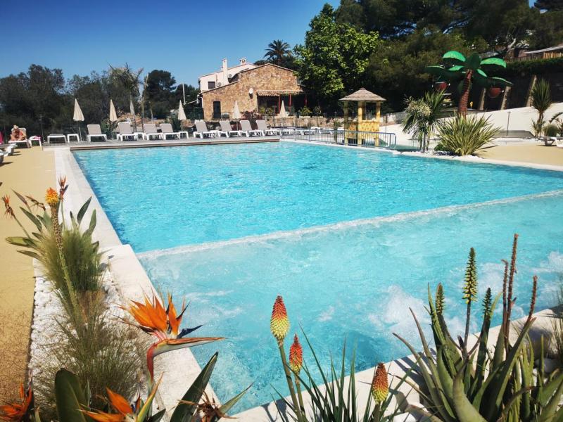 Mobil home neuf camping l ile dor plage st raphael avec piscine
